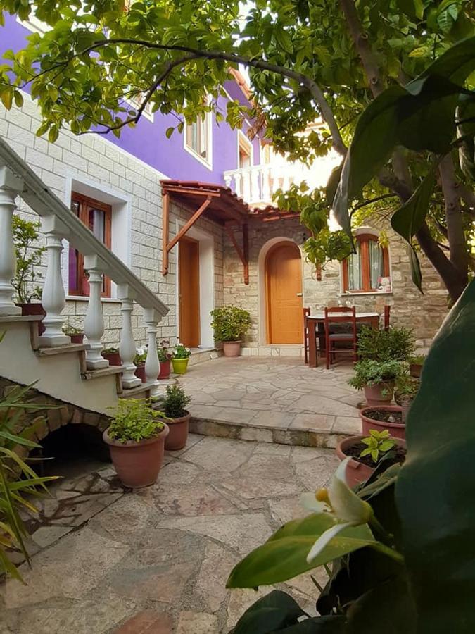 Guesthouse Hlias Gloria Berat Luaran gambar